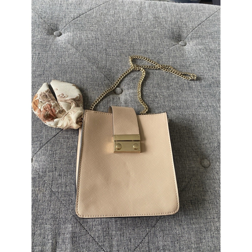 Zara Trafaluc Saffiano Faux Leather Gold Chain Crossbody Bag - Nude/Blush